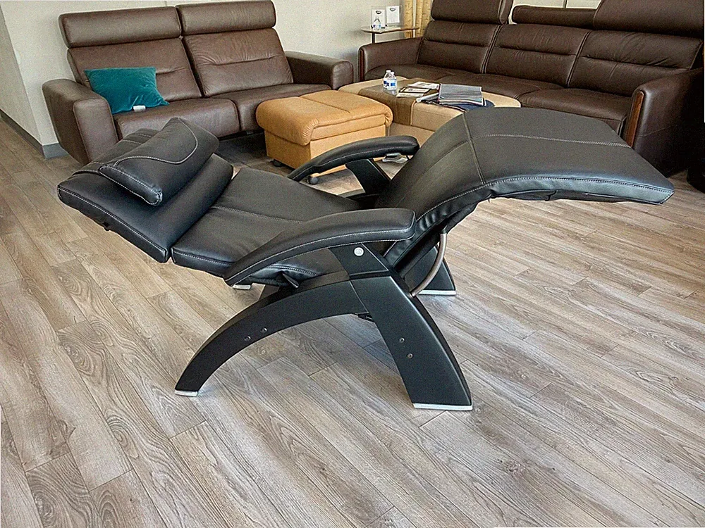Human Touch Perfect Chair PC-420 Classic Manual Plus Supreme Black Leather